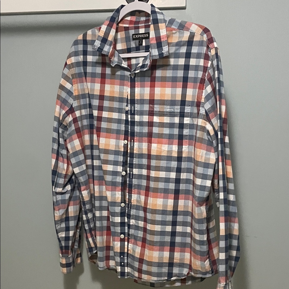 Express Men's Casual Plaid Button-Down Shirt